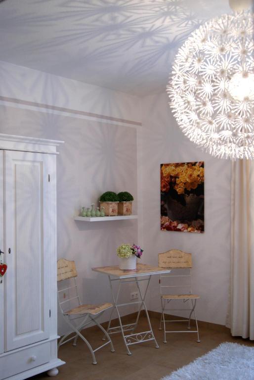 Apartment Romantik Flair เพรโรว์ ห้อง รูปภาพ
